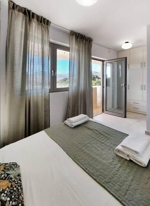 Marilia Suite Makry Gialos  Exterior photo